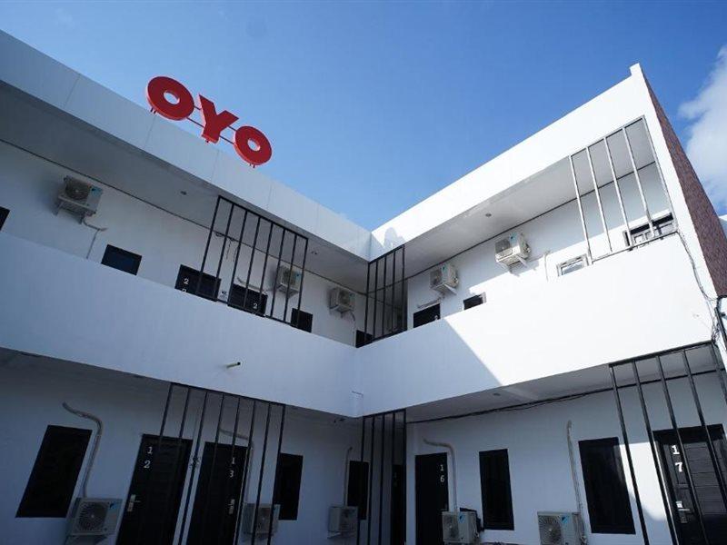 Reddoorz At Sani Guest House Balikpapan Exterior photo