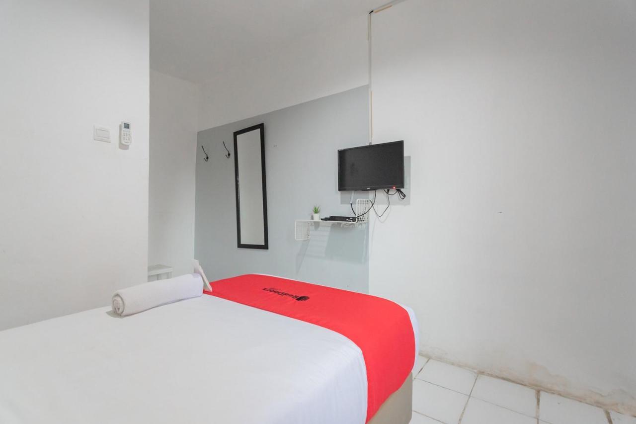 Reddoorz At Sani Guest House Balikpapan Exterior photo